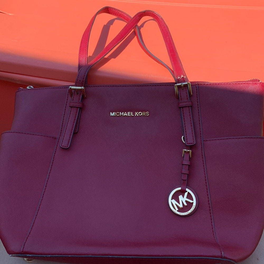 Michael kors wine color bag